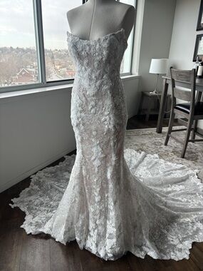 Madi Lane Leith Wedding Dress